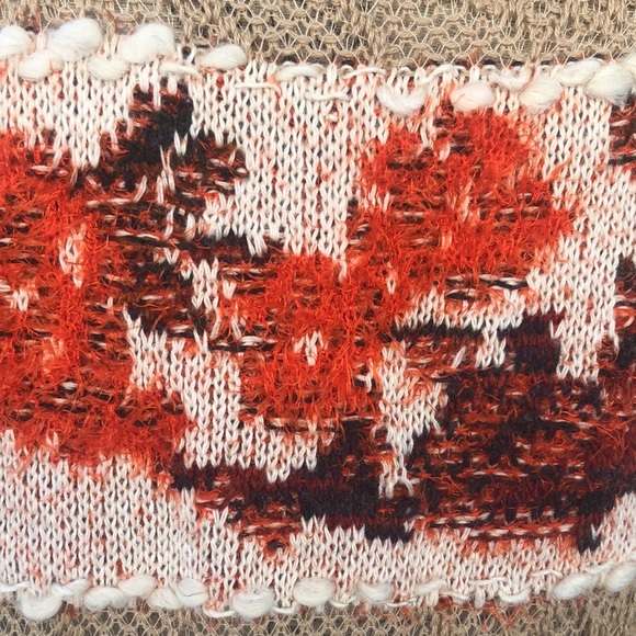 Beautiful 47 percent Cotton Sweater by Anthropologie - Picture 4 of 13